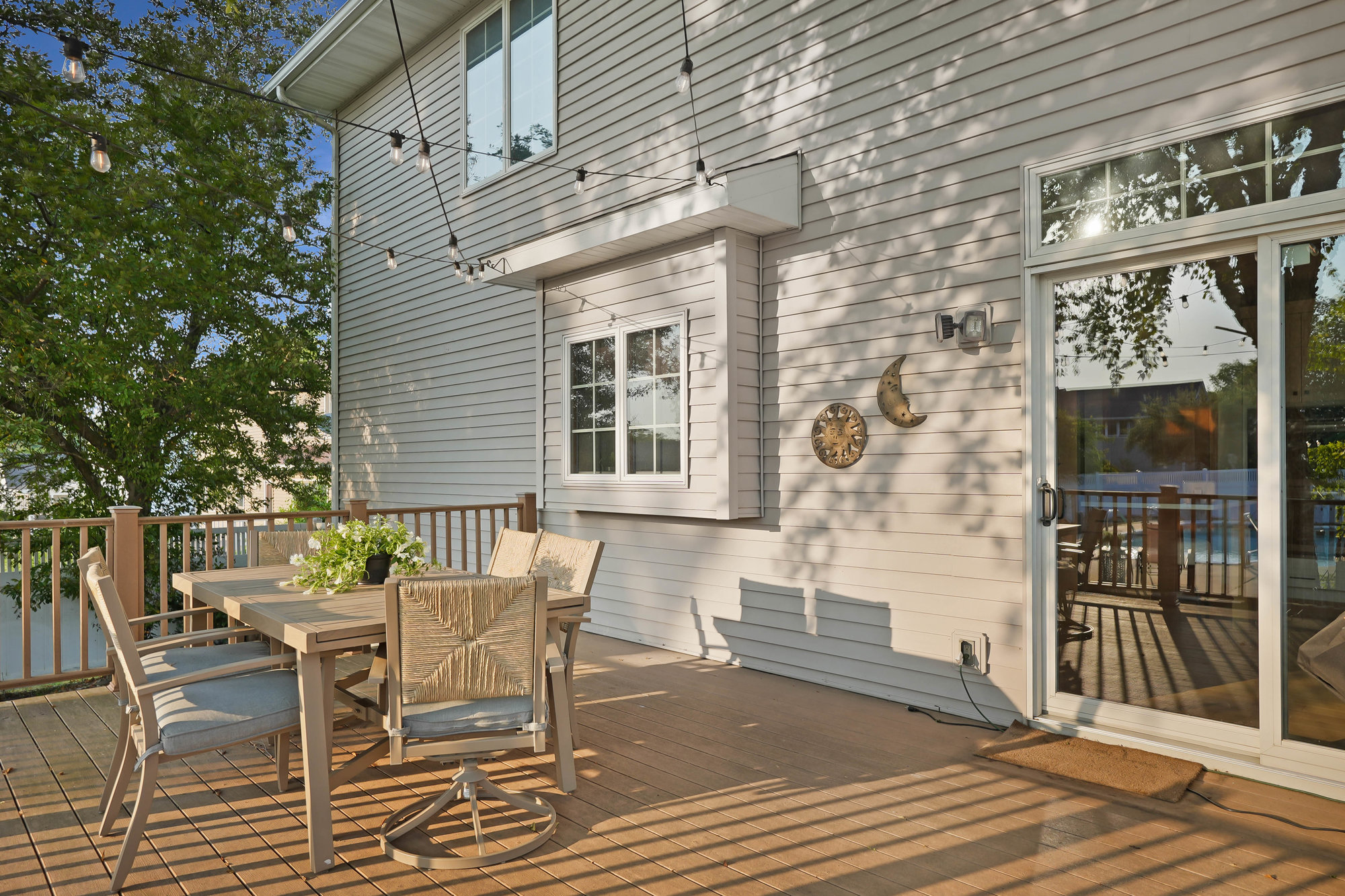 Looking for the perfect home for entertaining? 4129 Tiffany Lane is THE home for you!